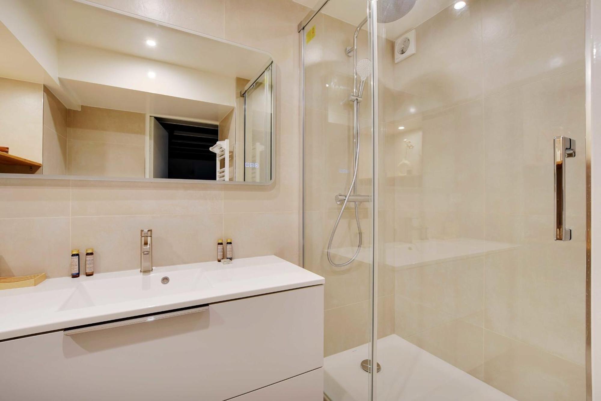 Cozy Apartment - 1Br-4P - Place Des Victoires Париж Екстериор снимка